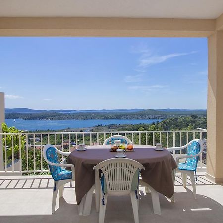 Bulat Sea View Apartments Σίμπενικ Εξωτερικό φωτογραφία