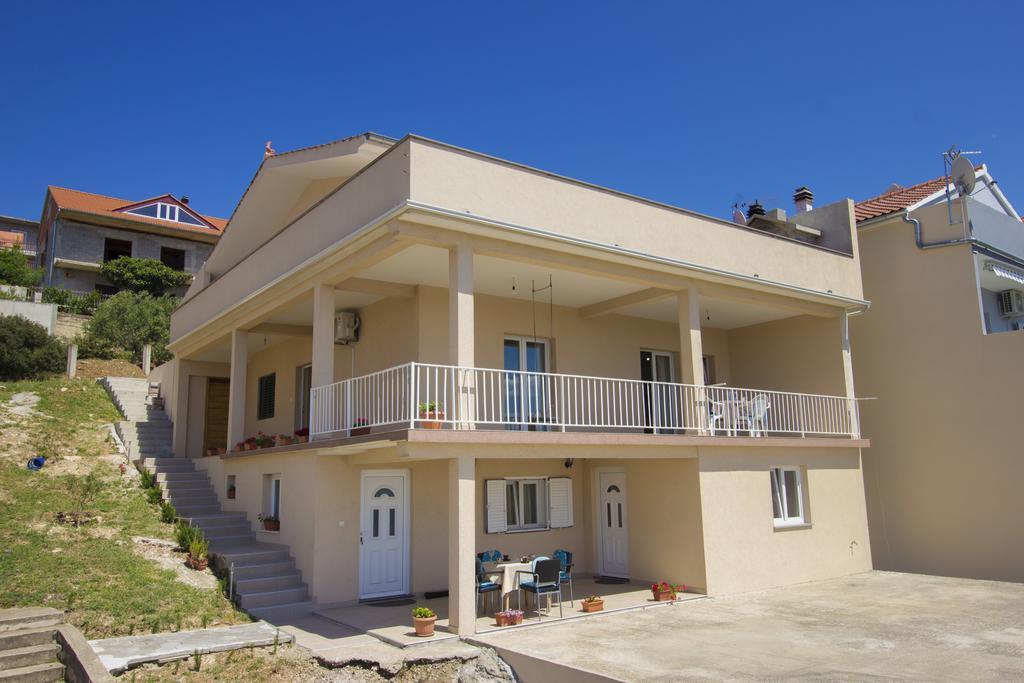 Bulat Sea View Apartments Σίμπενικ Εξωτερικό φωτογραφία