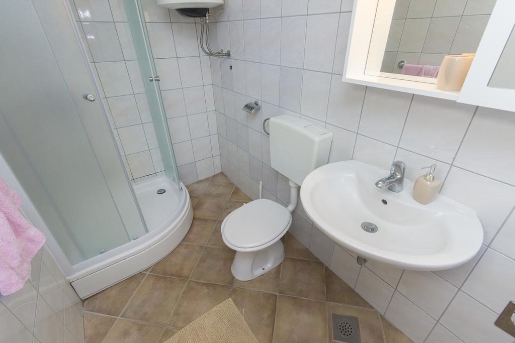 Bulat Sea View Apartments Σίμπενικ Εξωτερικό φωτογραφία