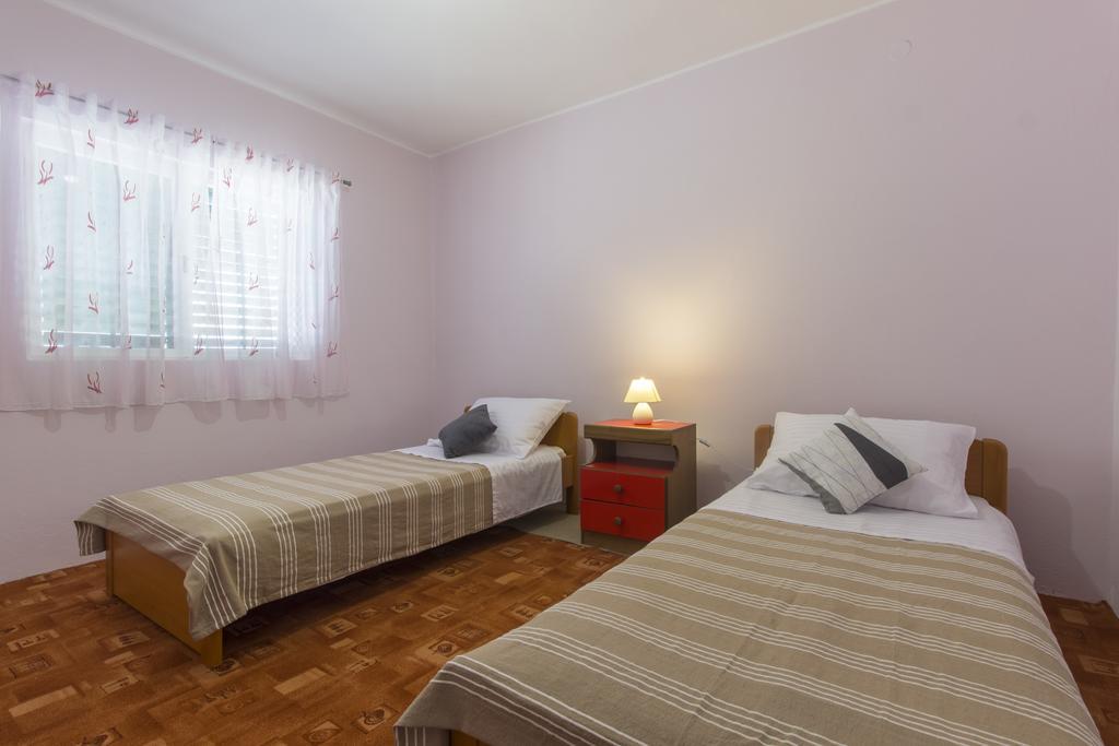 Bulat Sea View Apartments Σίμπενικ Εξωτερικό φωτογραφία