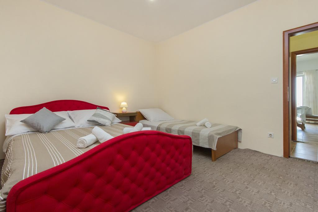 Bulat Sea View Apartments Σίμπενικ Εξωτερικό φωτογραφία