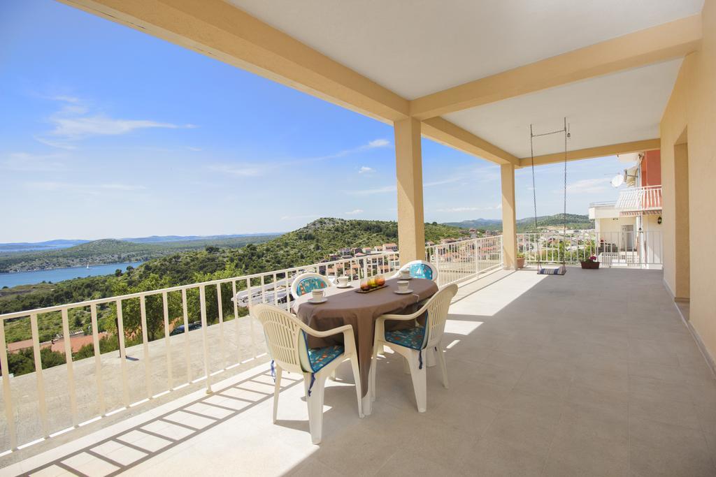 Bulat Sea View Apartments Σίμπενικ Εξωτερικό φωτογραφία