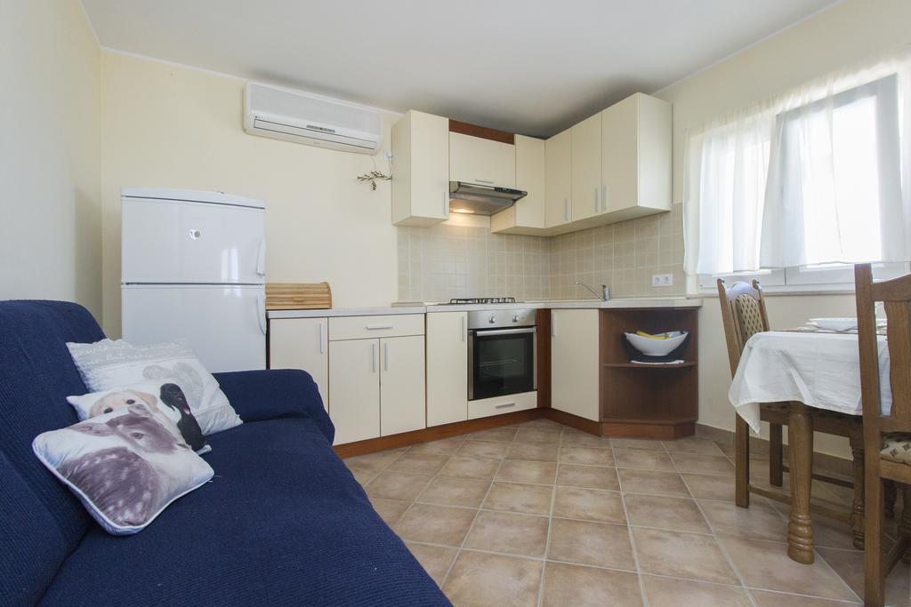 Bulat Sea View Apartments Σίμπενικ Εξωτερικό φωτογραφία