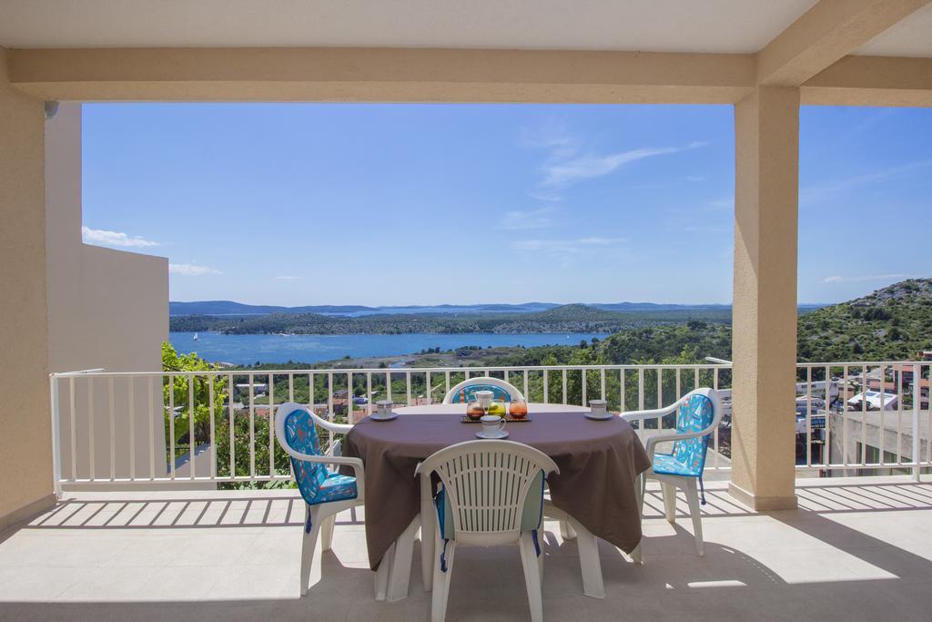 Bulat Sea View Apartments Σίμπενικ Εξωτερικό φωτογραφία