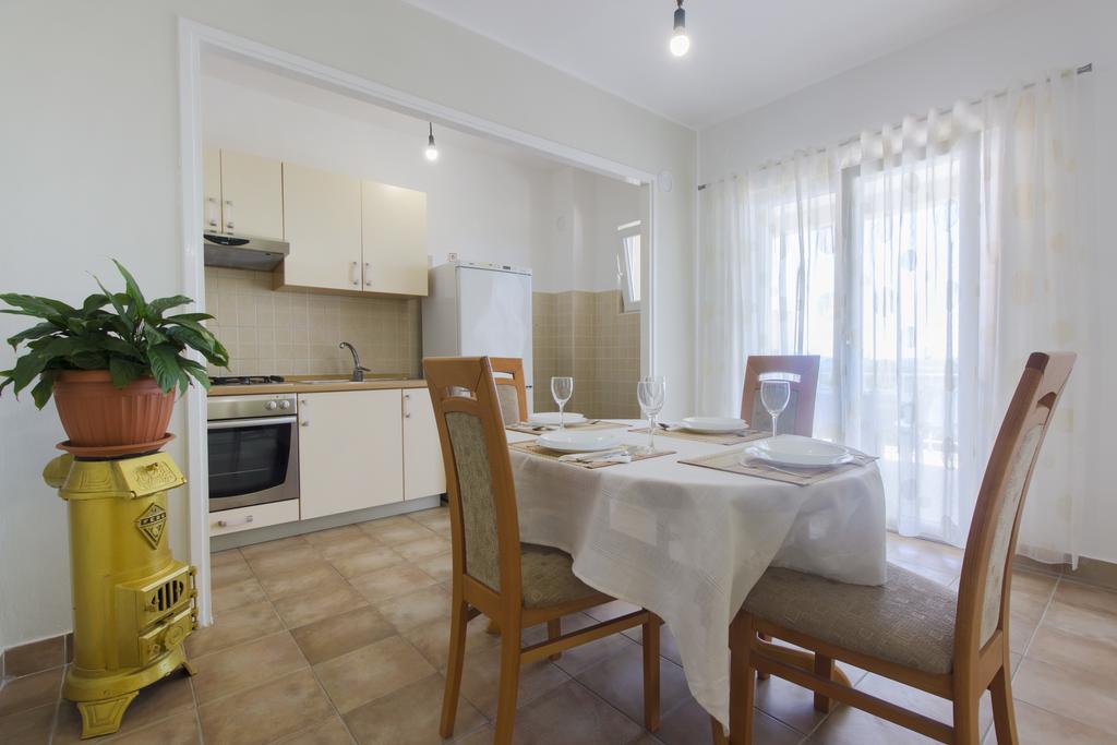 Bulat Sea View Apartments Σίμπενικ Εξωτερικό φωτογραφία