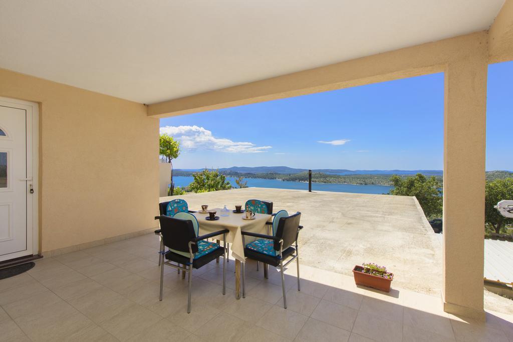 Bulat Sea View Apartments Σίμπενικ Εξωτερικό φωτογραφία