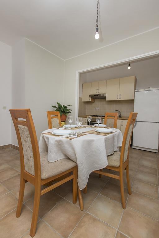 Bulat Sea View Apartments Σίμπενικ Εξωτερικό φωτογραφία