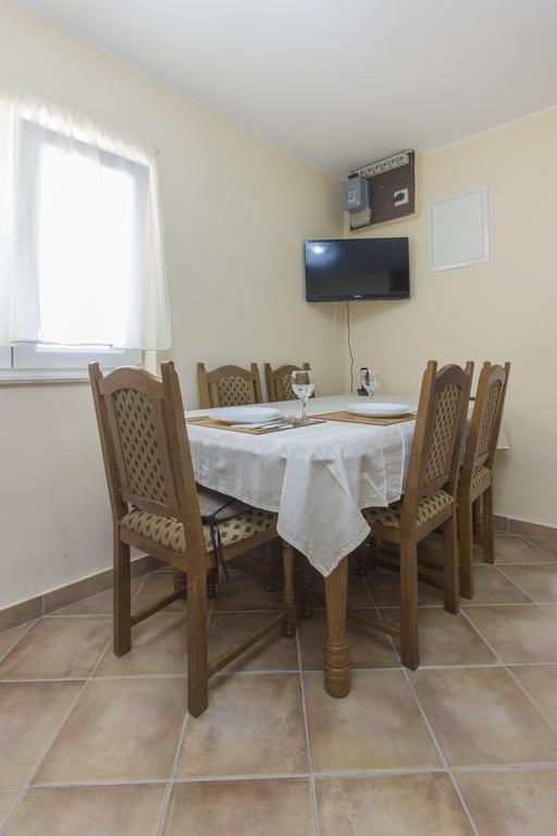 Bulat Sea View Apartments Σίμπενικ Εξωτερικό φωτογραφία